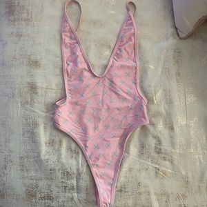 Boutine LA thong one piece💕🌸🎀👙